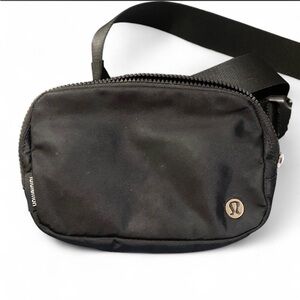 lululemon athletica Black Belt Bag
